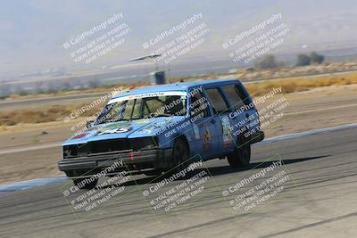 media/Oct-01-2022-24 Hours of Lemons (Sat) [[0fb1f7cfb1]]/10am (Front Straight)/